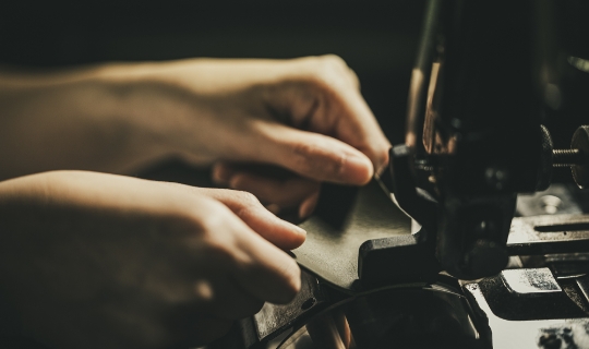 革製品 ミシン刺繍