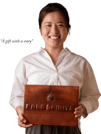 女性スタッフ 切り抜き画像