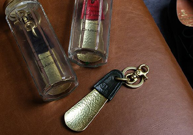 ディアージ BRASS&LEATHER BOTTLE CHASING SHOEHORN 靴べら